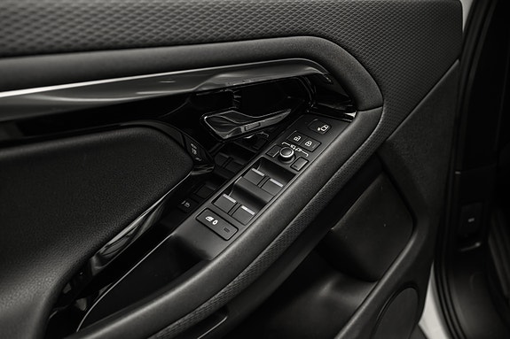 Land Rover Range Rover Evoque 19 of 30