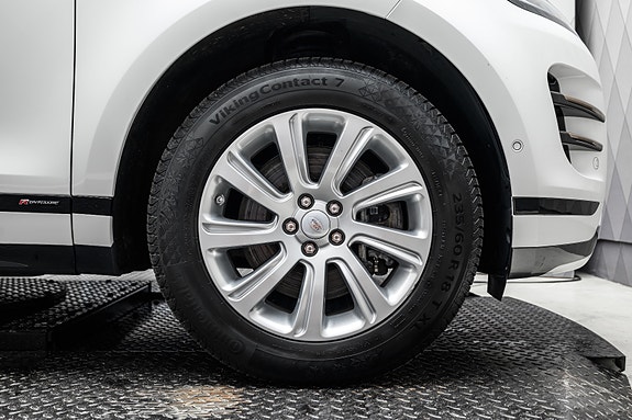Land Rover Range Rover Evoque 17 of 30