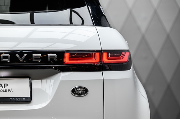 Land Rover Range Rover Evoque 6 of 30
