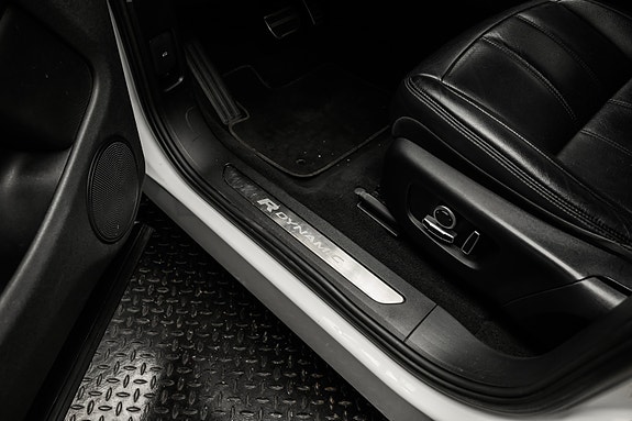 Land Rover Range Rover Evoque 18 of 30