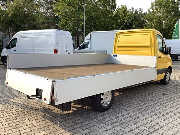 Mercedes-Benz eSprinter 414 PRO lang 8 of 11