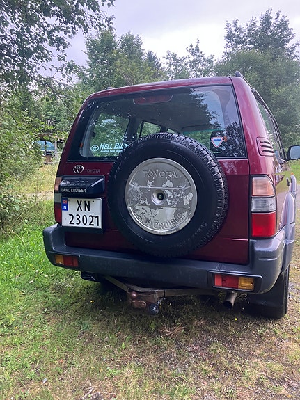 Toyota Land Cruiser 4 of 14