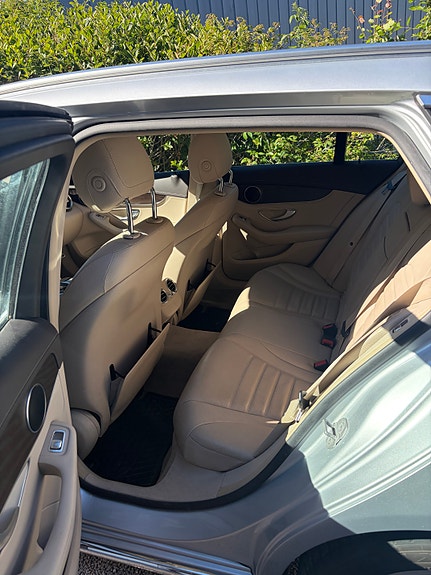 Mercedes-Benz C250 d 5 of 6