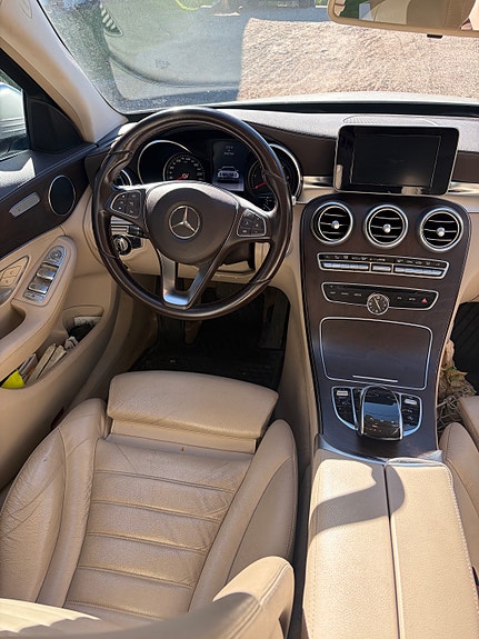 Mercedes-Benz C250 d 3 of 6