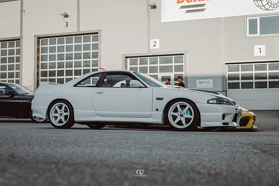 Nissan Skyline 8 of 29