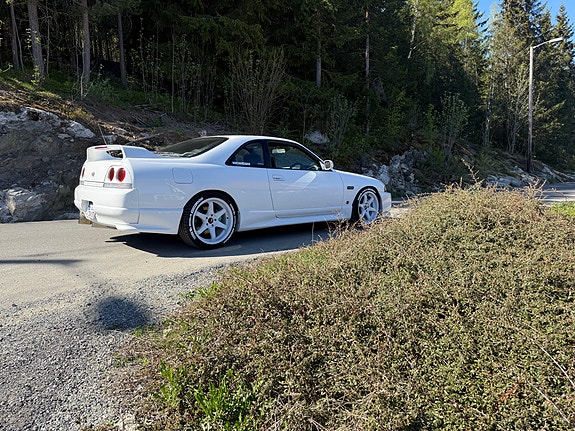 Nissan Skyline 3 of 29