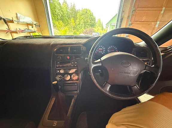 Nissan Skyline 16 of 29