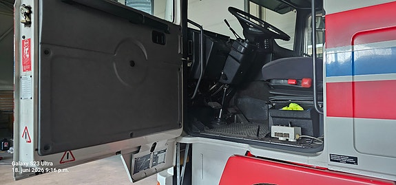 Volvo Unik F10 Globetrotter 6 of 19
