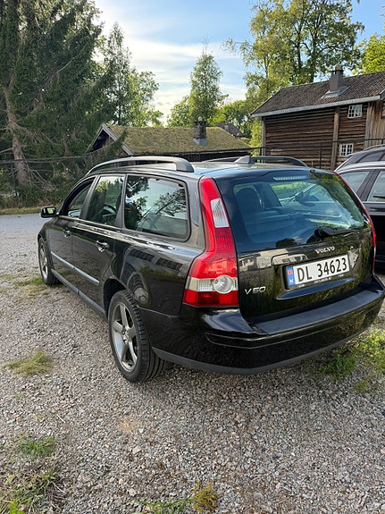 Volvo V50 4 of 7