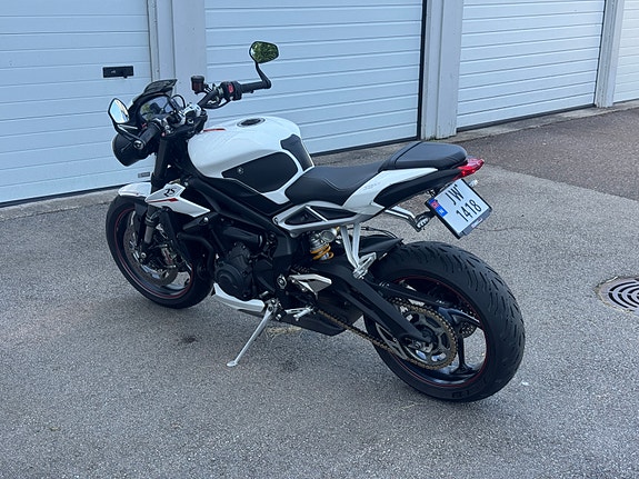 Triumph Street Triple RS 765 2 of 11
