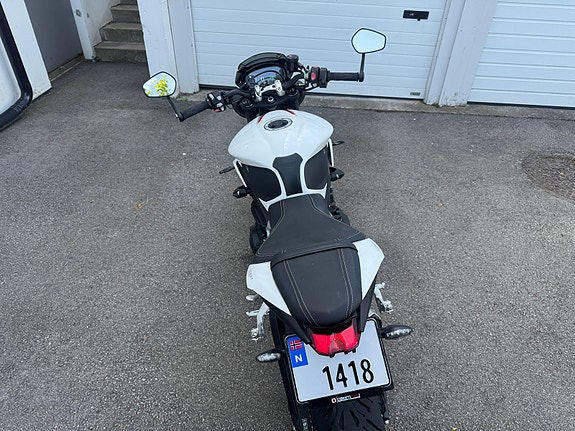 Triumph Street Triple RS 765 7 of 11