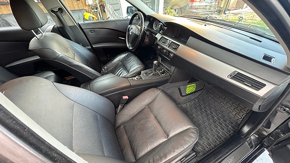 BMW 520d 16 of 30