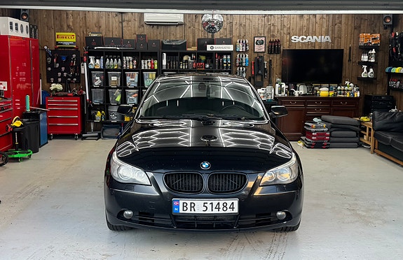 BMW 520d 4 of 30