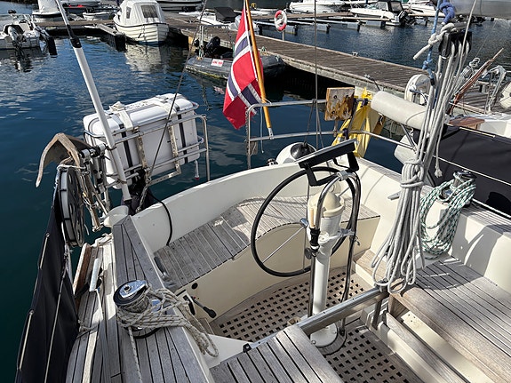 “Hera” Hero 107 fra 1979 med NY Selden Mast + Motor fra 2016 16 of 30