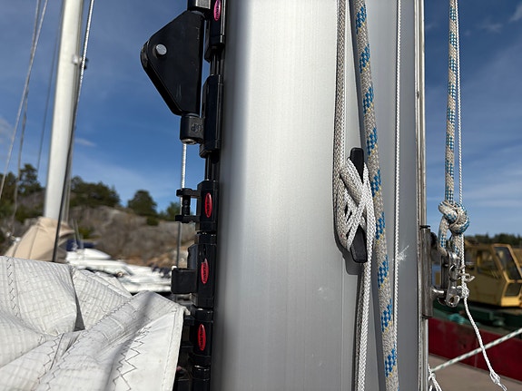 “Hera” Hero 107 fra 1979 med NY Selden Mast + Motor fra 2016 11 of 30