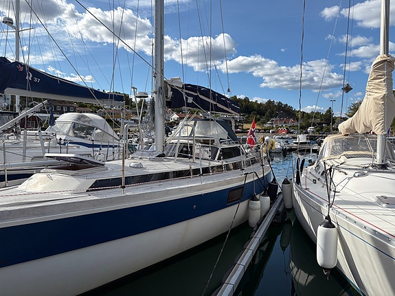 “Hera” Hero 107 fra 1979 med NY Selden Mast + Motor fra 2016 6 of 30