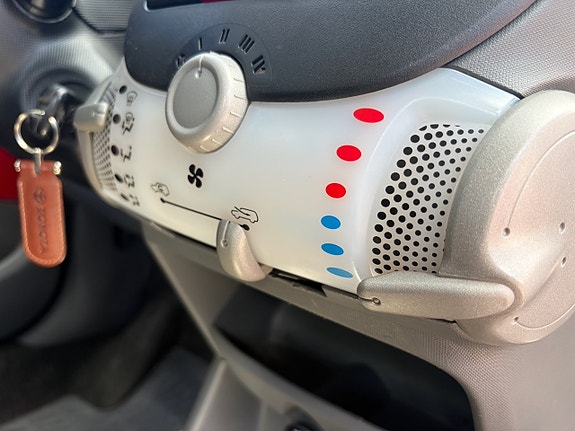 Toyota Aygo 28 of 28