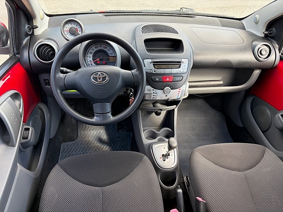 Toyota Aygo 16 of 28