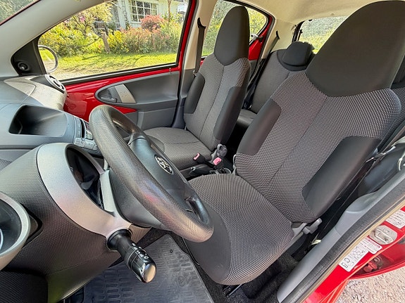 Toyota Aygo 20 of 28