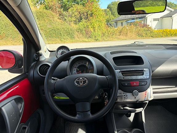 Toyota Aygo 15 of 28
