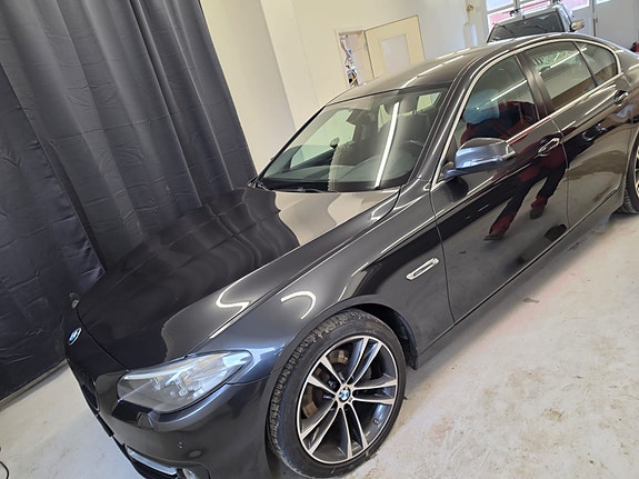 BMW 520d 2 of 21