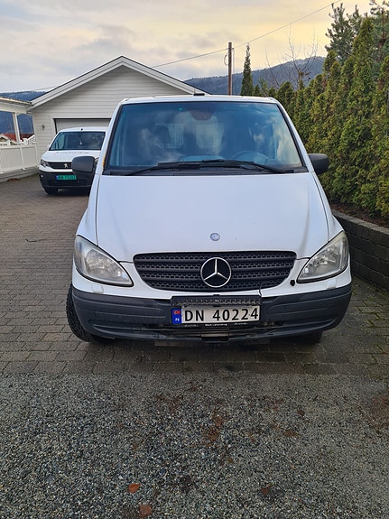 Mercedes-Benz Vito 115 2 of 6
