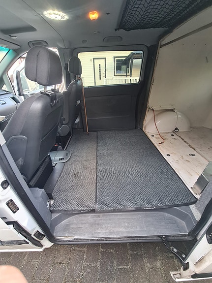 Mercedes-Benz Vito 115 3 of 6