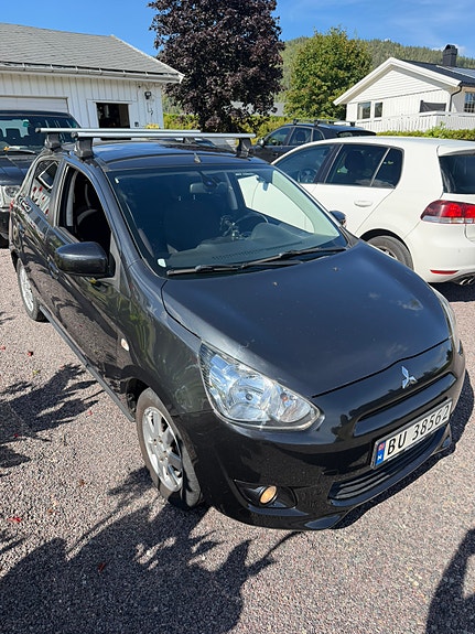 Mitsubishi Space Star 8 of 23