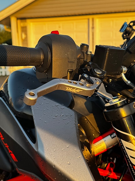 KTM 390 Duke 7 of 14