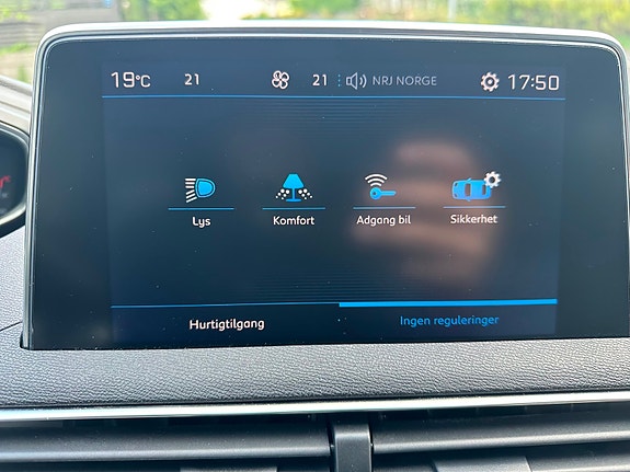 Peugeot 3008 29 of 30