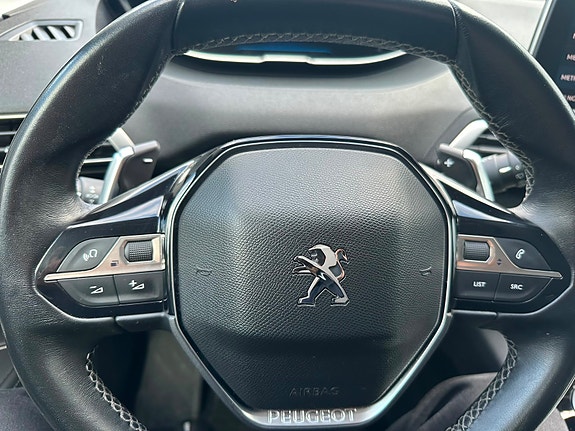 Peugeot 3008 21 of 30
