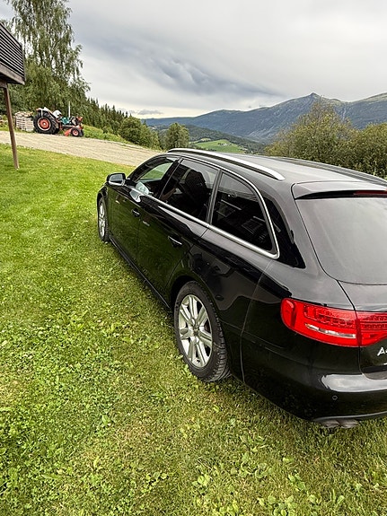 Audi A4 5 of 9