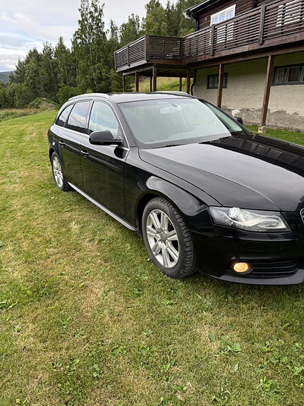 Audi A4 3 of 9