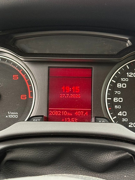 Audi A4 9 of 9