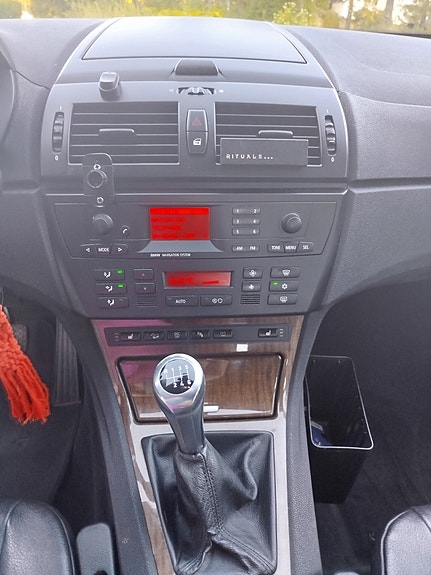 BMW X3 11 of 16
