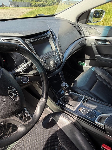 Hyundai i40 12 of 16