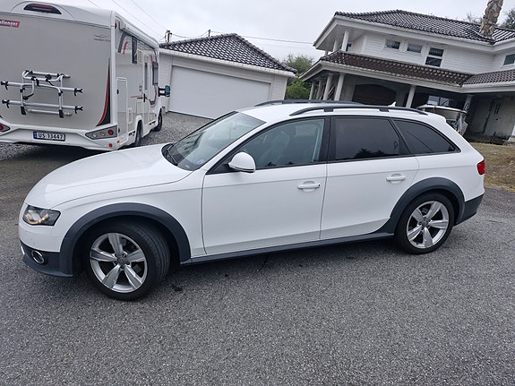 Audi A4 allroad 2 of 14