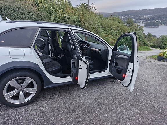 Audi A4 allroad 7 of 14