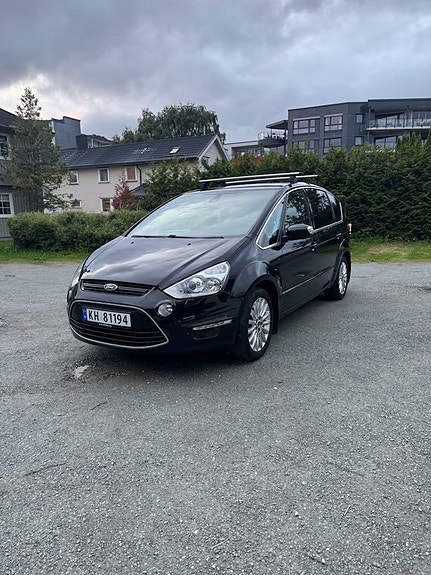 Ford S-MAX 3 of 24