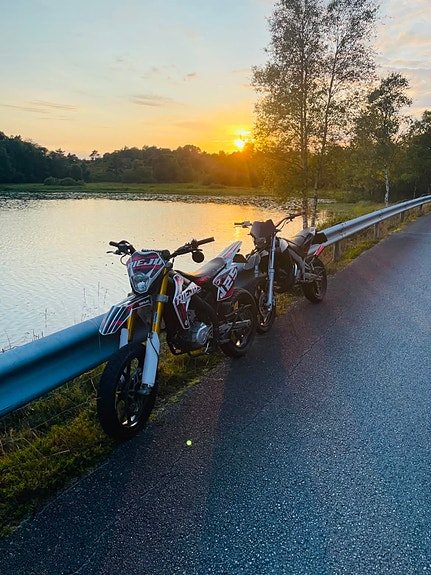 Rieju Marathon 125 SM Pro Supermoto 7 of 8