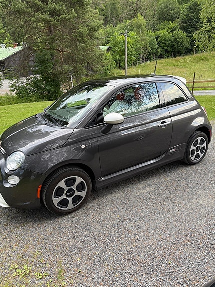 Fiat 500e 2 of 21