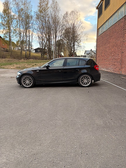 BMW 116d 6 of 13