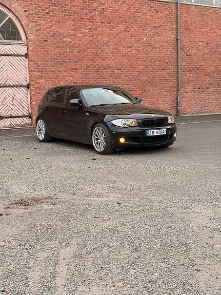 BMW 116d 2 of 13