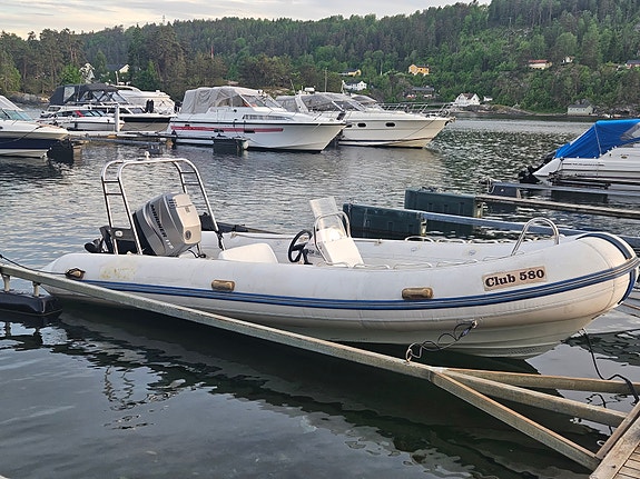 Kaimana Club 580 RIB med 115 hk Mariner totakt 5 of 17
