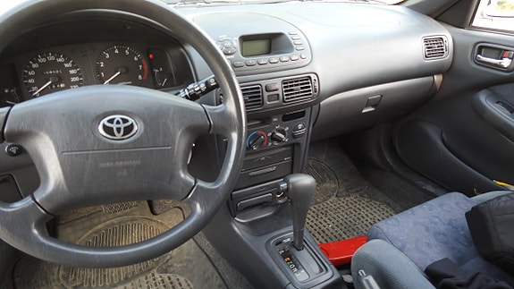 Toyota Corolla 12 of 12