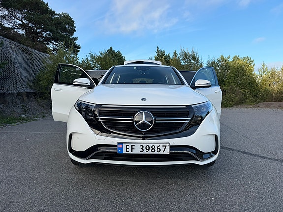 Mercedes-Benz EQC400 8 of 30