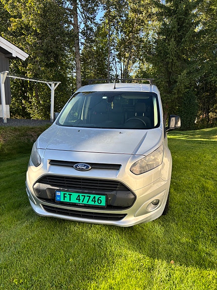 Ford Transit Connect 4 of 8