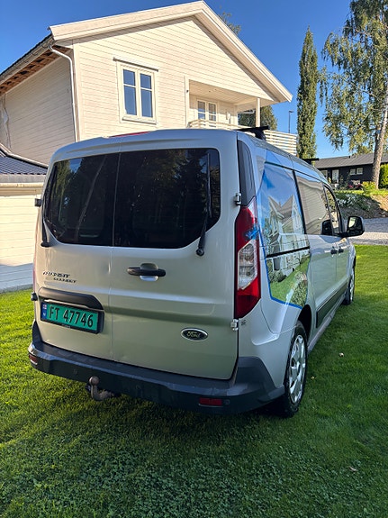 Ford Transit Connect 5 of 8