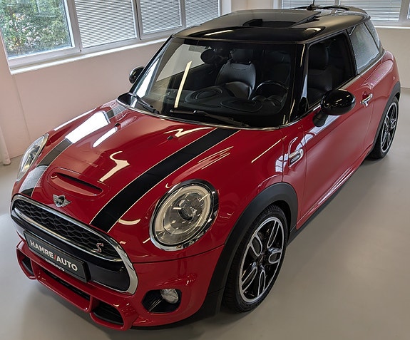 MINI Cooper S 3 of 30