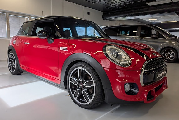 MINI Cooper S 11 of 30